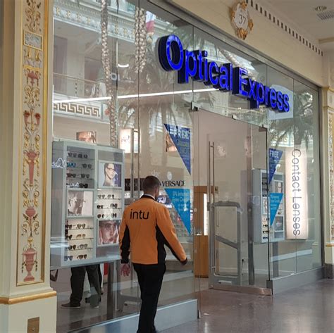 optical express trafford centre manchester.